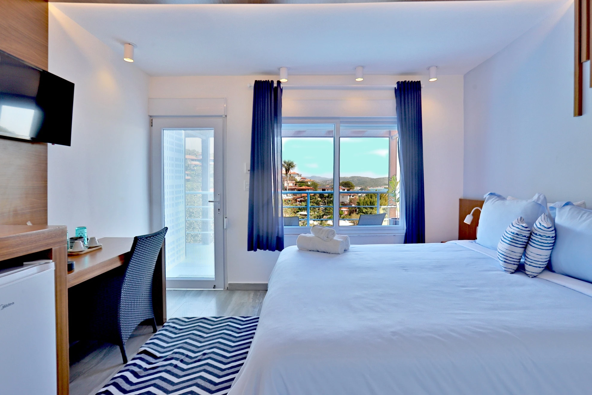 Quarto Duplo Twin Naxos — 2