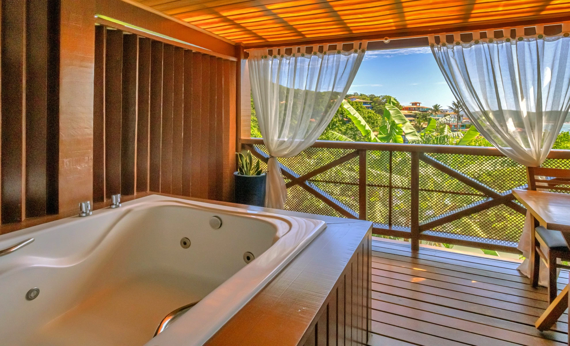 Quarto com Hidromassagem — 3
